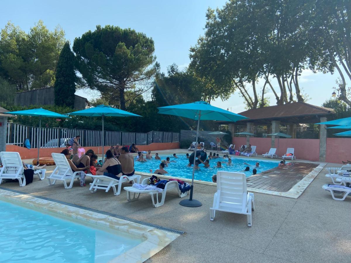 Camping Le Pre Saint-Andre Souvignargues Exterior photo